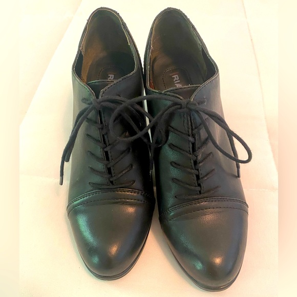Rialto Black Bootie Size 8.5 Laced Boot Faux leather, 3.5” heel, gently used - Picture 2 of 7